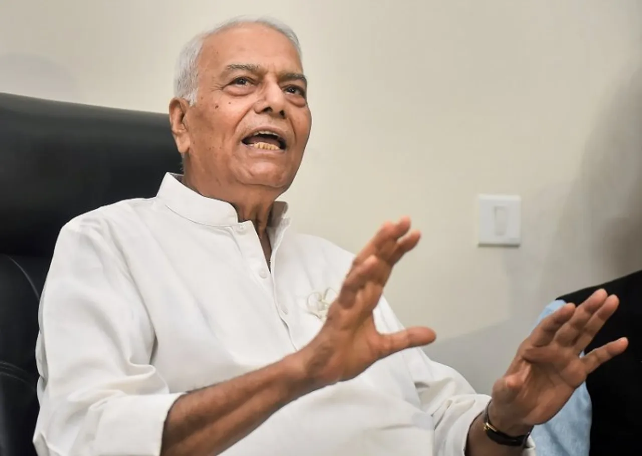 Does Yashwant Sinha's "Rashtra Dharma" not require him to bow out for Droupadi Murmu?