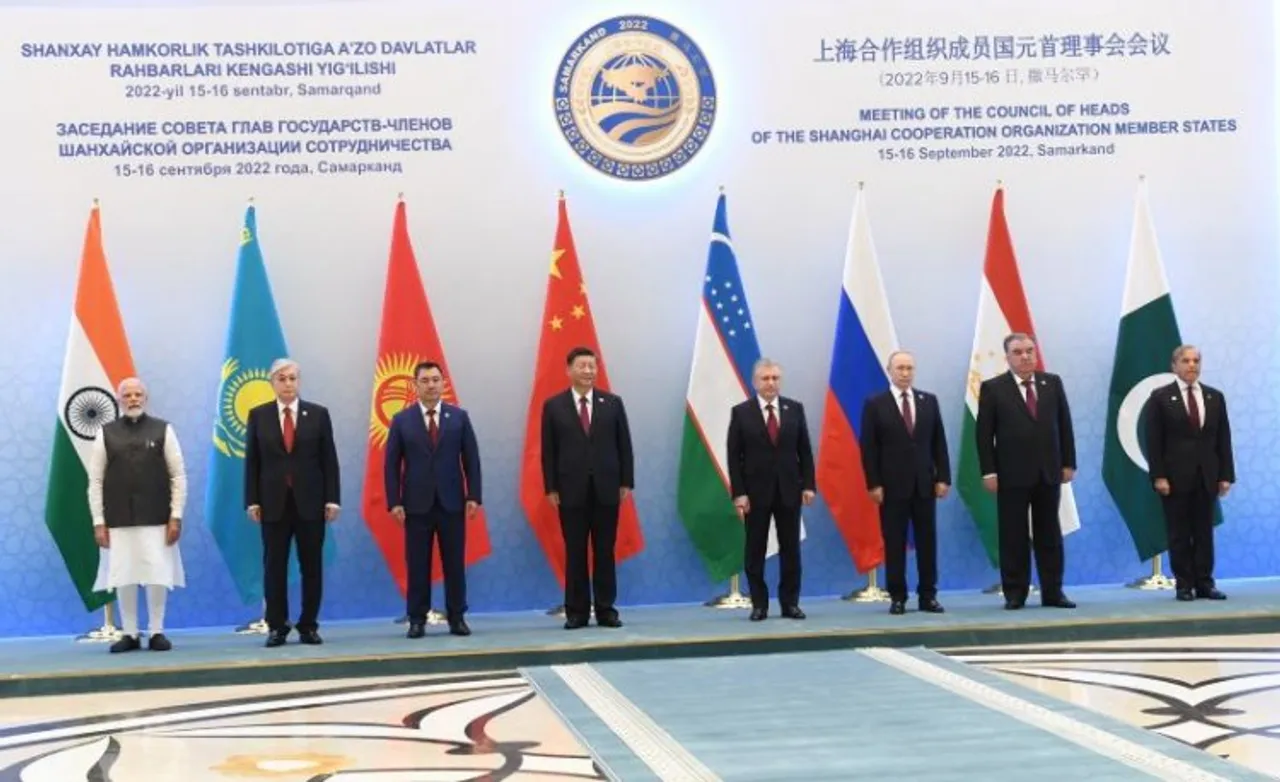 Prime Minister Narendra Modi with other world leaders at the SCO Summit in Uzbekistan