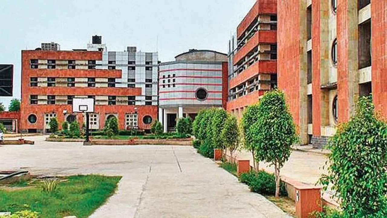 JNU campus