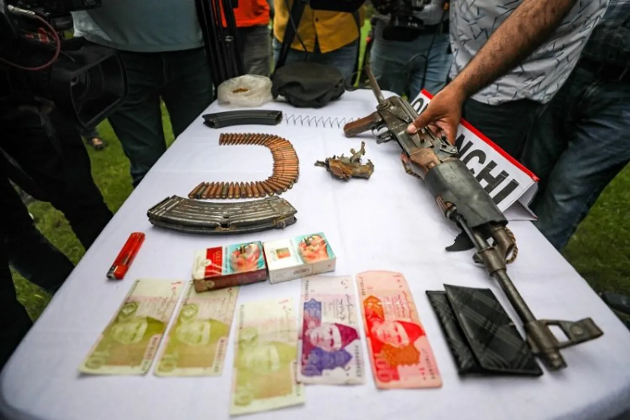 Arms and Pakistani currency recovered