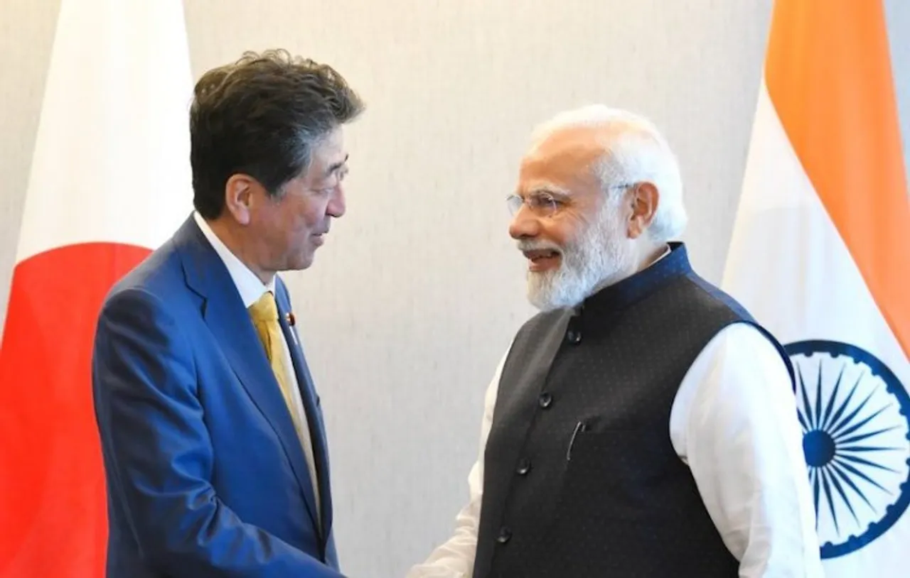 PM Modi shared his latest picture with Shinzo Abe on Twitter (File photo)