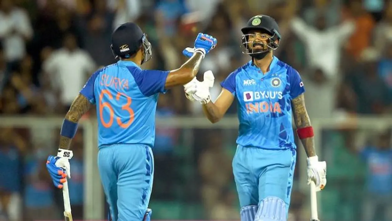Suryakumar Yadav and KL Rahul celebrate after winning the 1st T20 cricket match between India and South Africa, at Greenfield International Stadium in Thiruvananthapuram on Wednesday