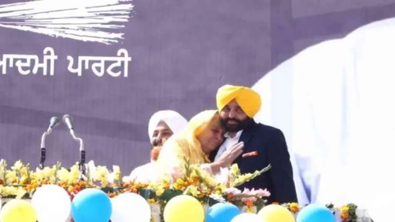 AAP's chief ministerial candidate Bhagwant Mann hugs his mother after winning Punjab assembly elections 2022 on March 10 (File photo)