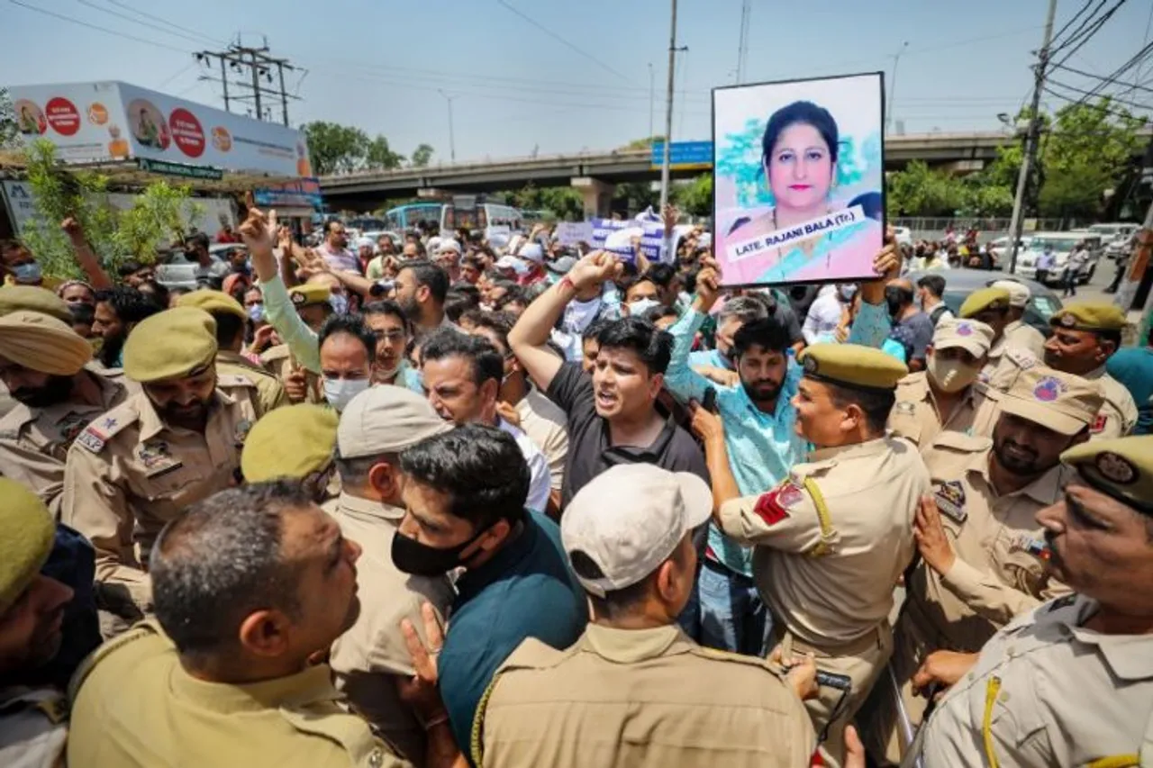 Kashmiri Pandits protesting against targeted killing in the valley