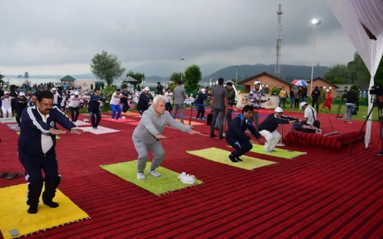 J-K LG Manoj Sinha at a program on Internation Yoga Day