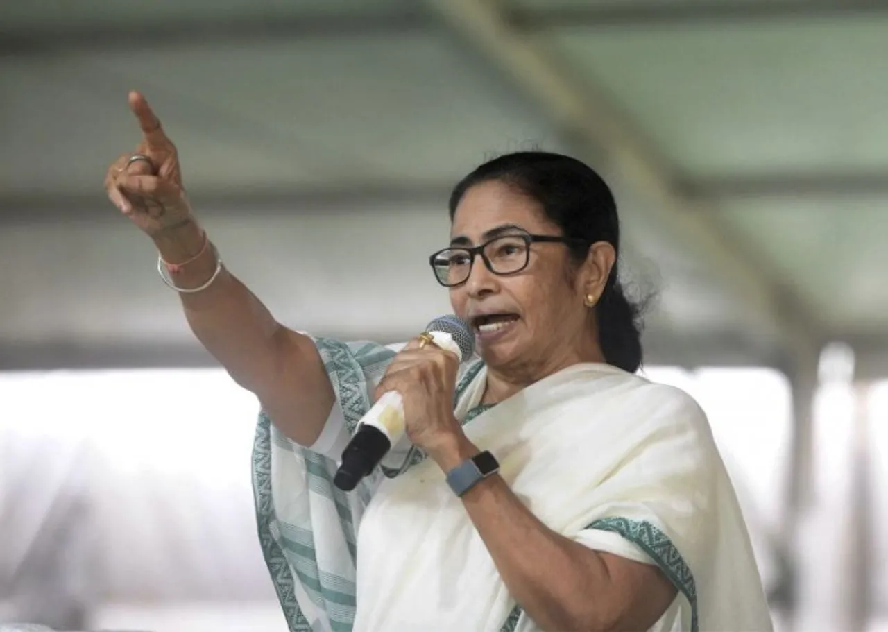 Ensure your name on voter list to avoid detention under NRC: Mamata
