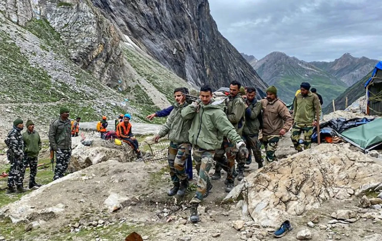 Rescue operation by the Indian Army at the flood effected area