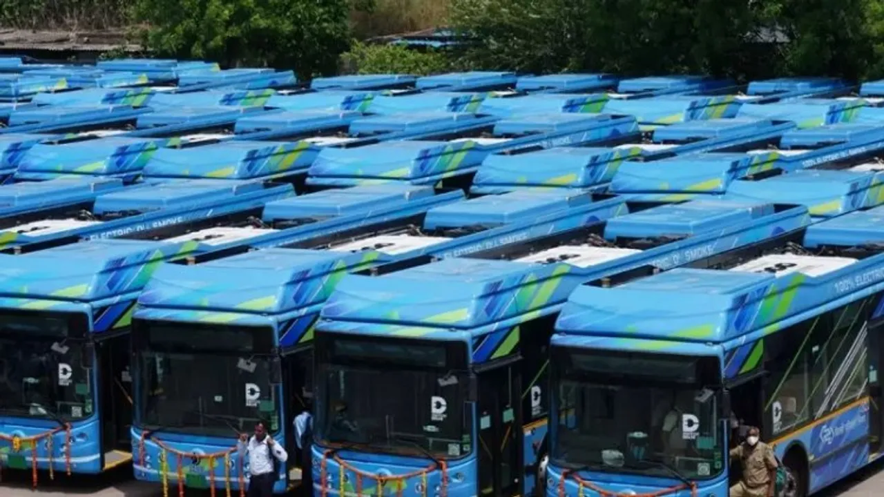 Electric buses in Delhi