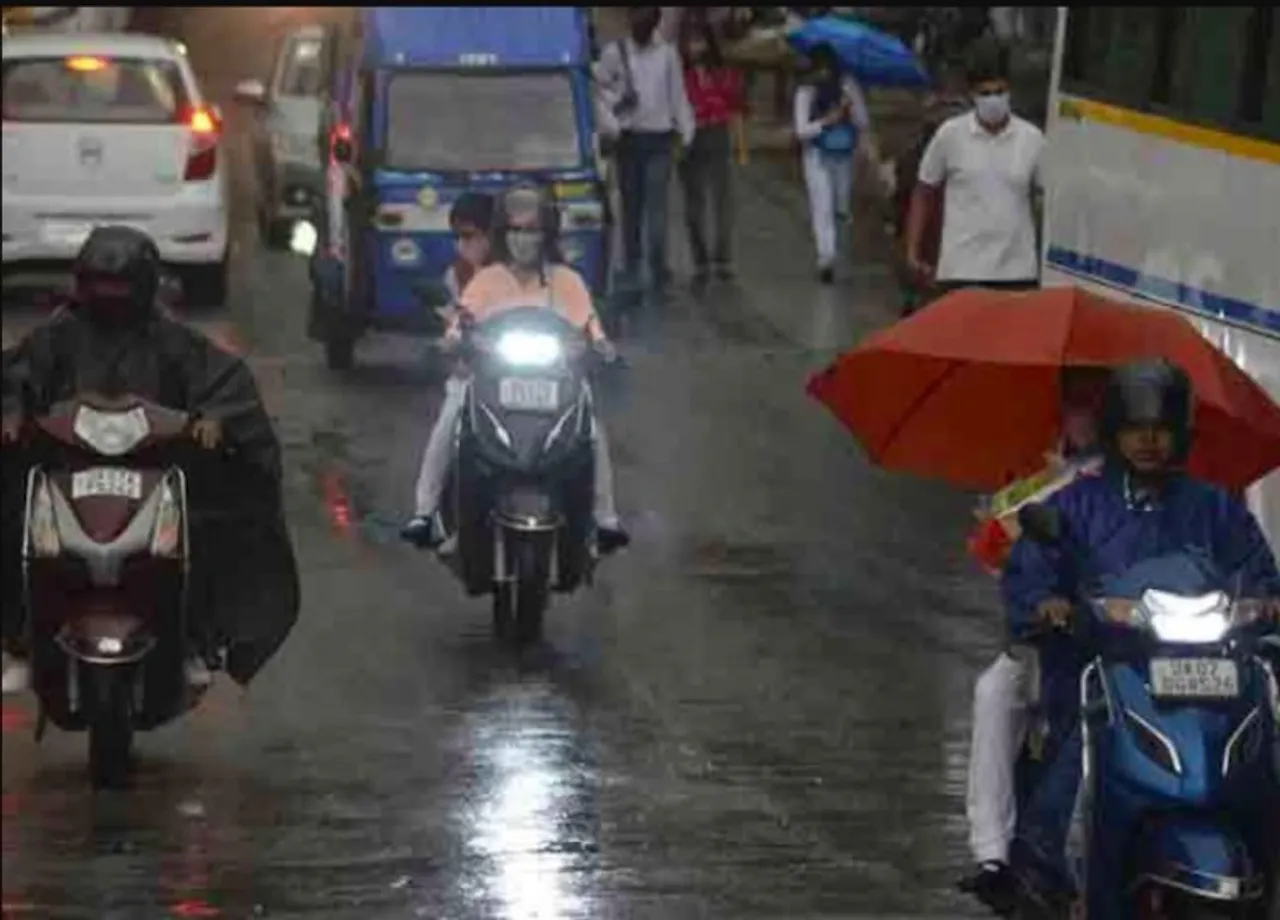 Relief from heatwave as rain, thunderstorms lash parts of UP, Uttarakhand