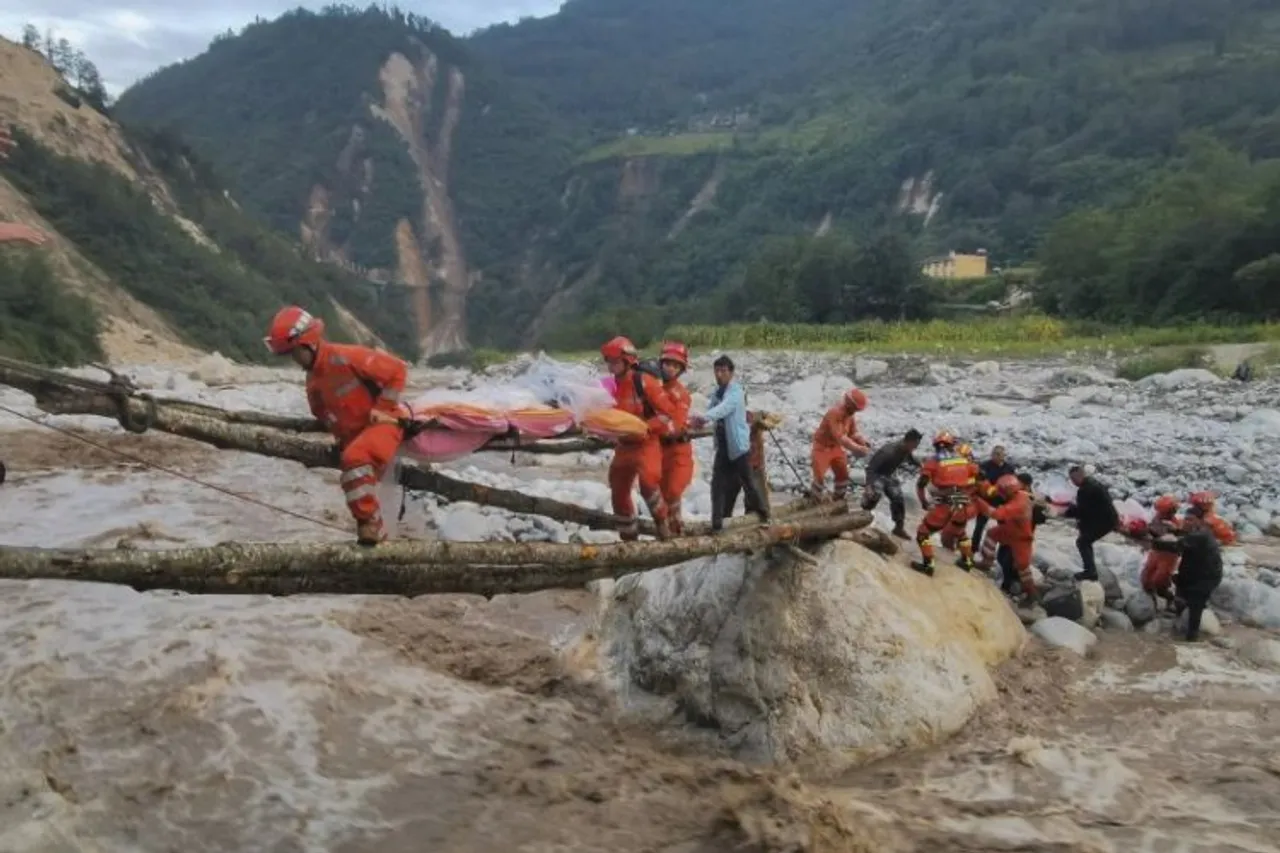 China's earthquake has triggered landslide in the region triggering landslides and killing its citizens