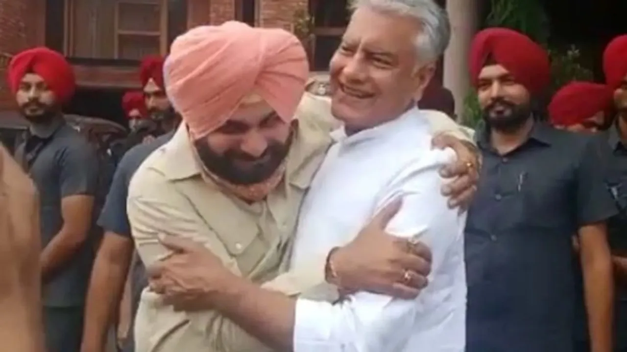 Navjot Singh Sidhu and Sunil Jakhar before Punjab elections
