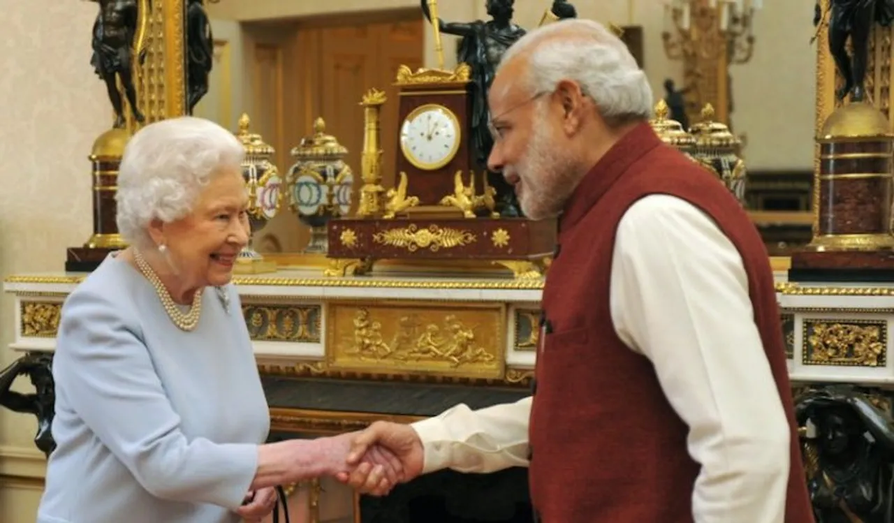 Narendra Modi with Queen Elizabeth (File photo)