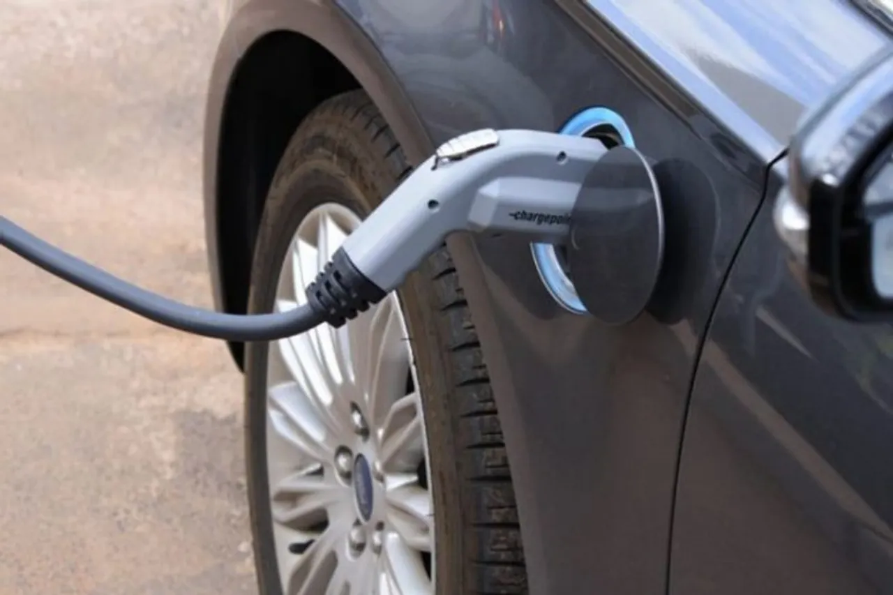 Tata Motors unit, HPCL join hands to install 5,000 vehicle charging stations by 2024-end