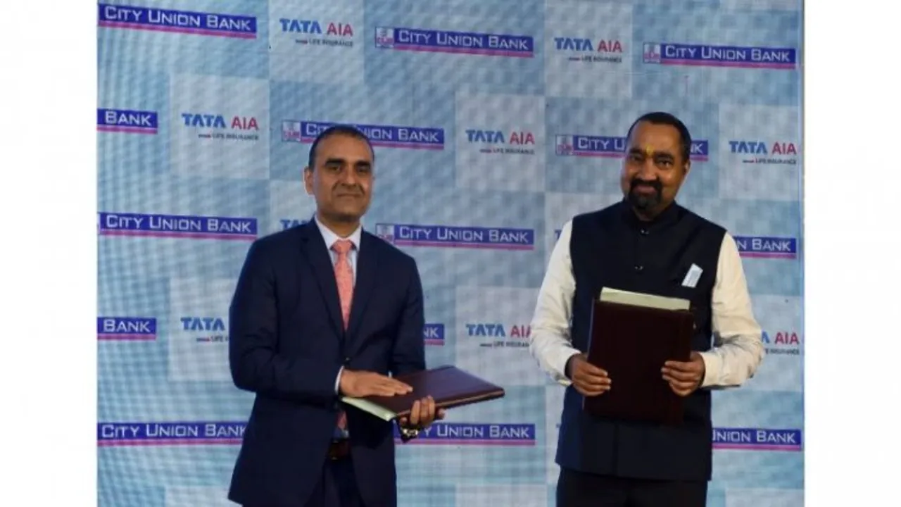 Venky Iyer (CDO, Tata AIA) on left with Dr. N Kamakodi (MD & CEO, City Union Bank) on right