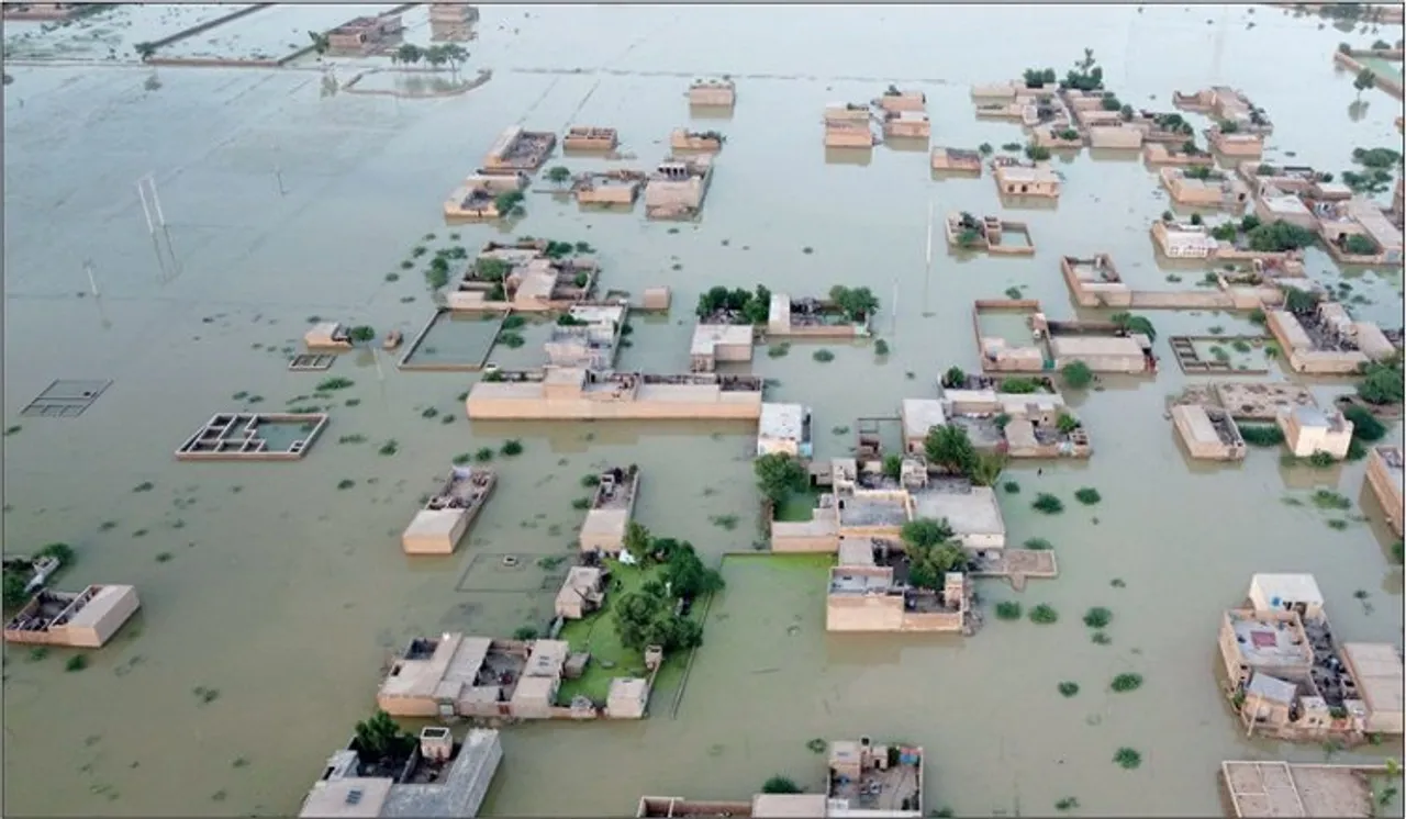 Floods hit every continent in 2022: can we really limit the damage?