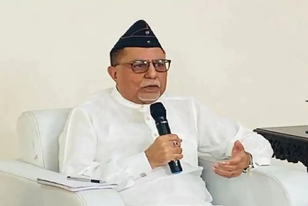 Subhash Chandra addressing a press conference in Jaipur