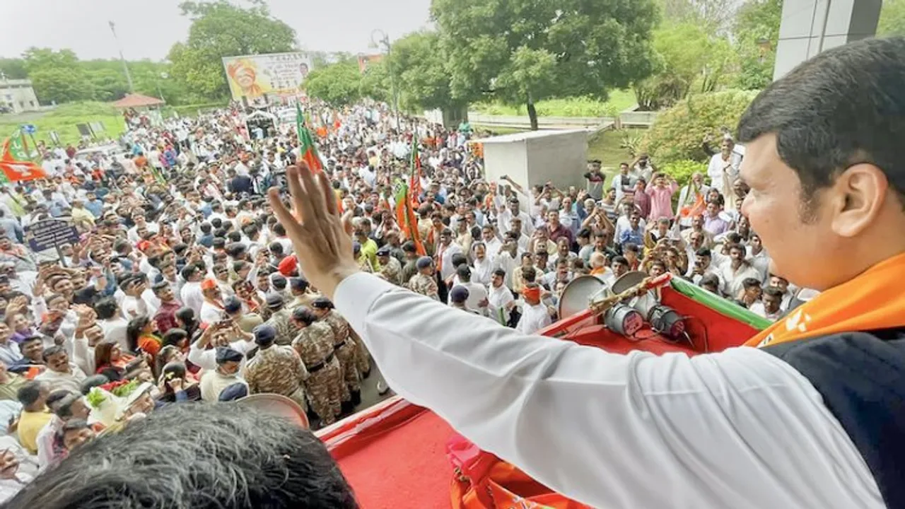 Amit Shah's photo missing from BJP banners in victory procession in Nagpur for Devendra Fadnavis