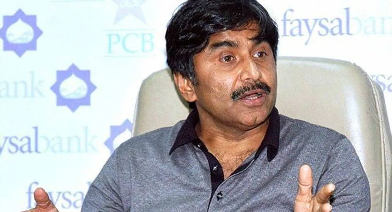 Javed Miandad lashes out at Afridi: Shame on you!