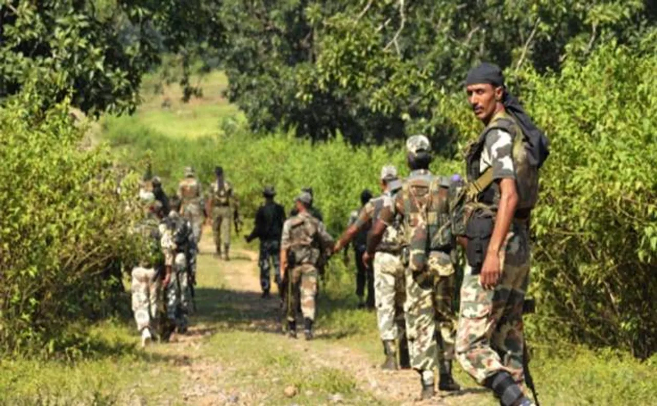 Naxal commander killed in encounter