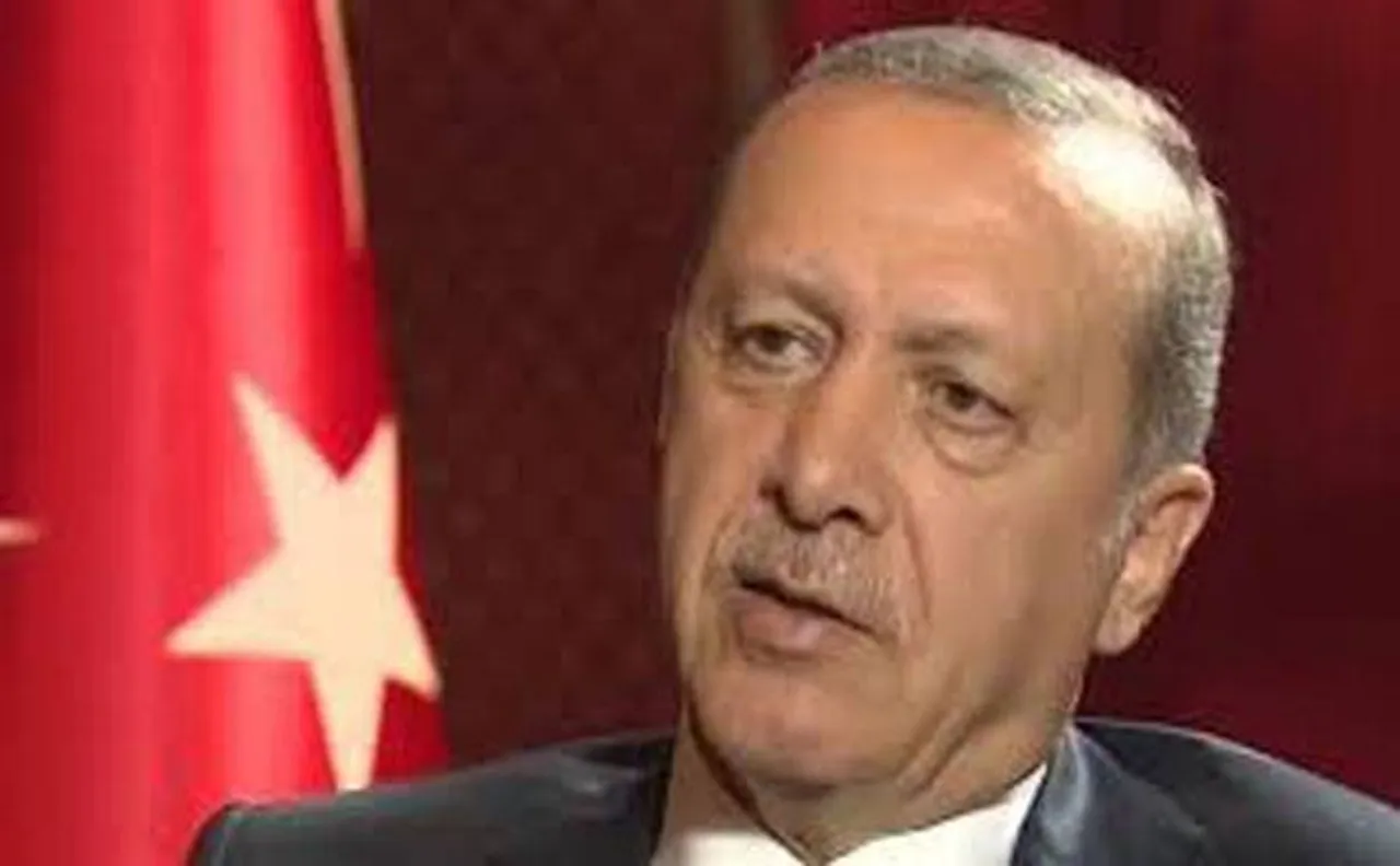 Pakistan orders 100 Turkish teachers and their family to leave country by Nov 20