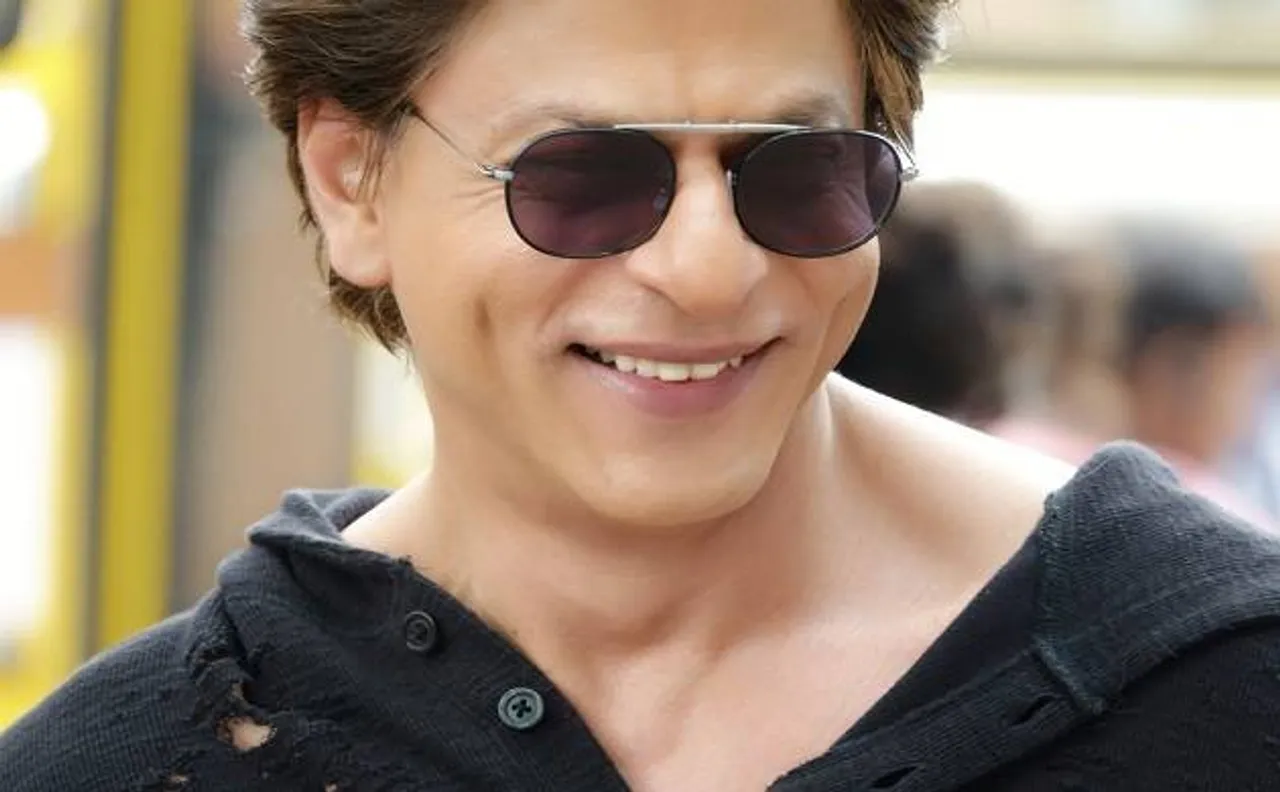 Bollywood superstar Shah Rukh Khan expresses admiration for Akshaye Khanna's work
