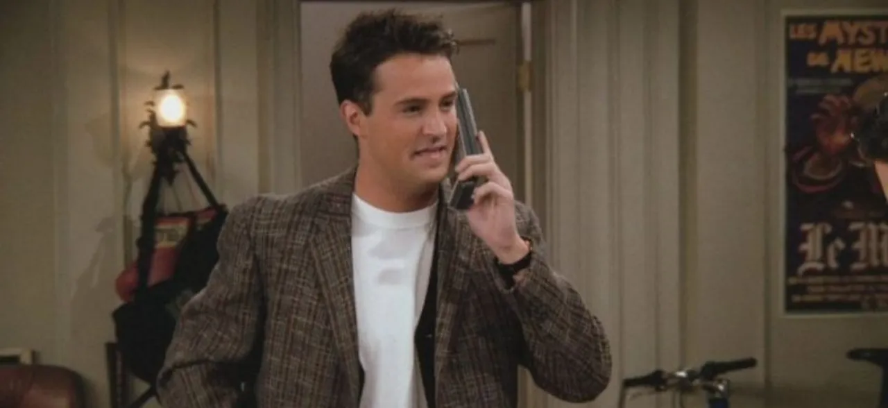 Did you know Mattew Perryâ€™s real dad appeared on â€˜Friendsâ€™?