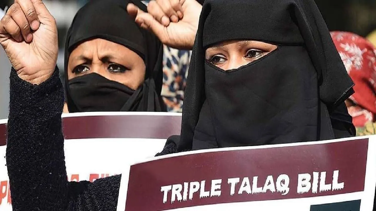 Supreme Court Seeks Response From Centre On Plea Challenging Triple Talaq Act