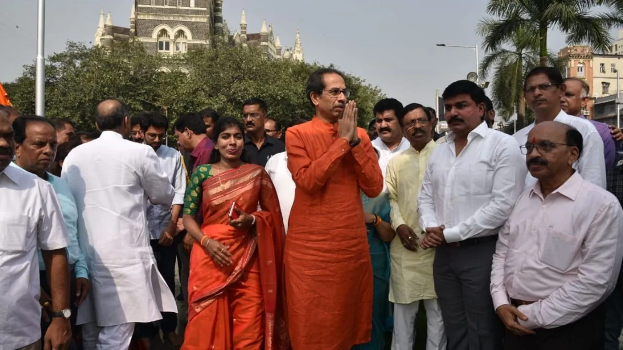 Uddhav Thackeray Formally Takes Charge As Maharashtra Chief Minister