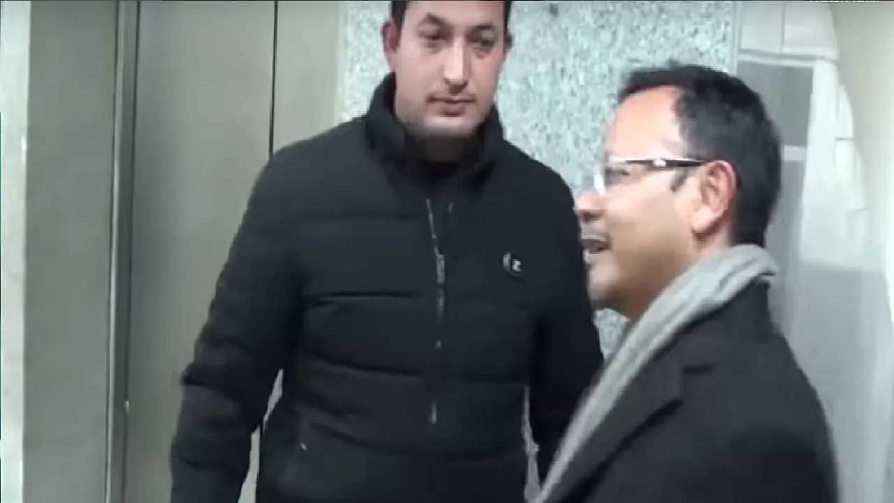Meghalaya Home Minister Confronts Journalist In Shillong
