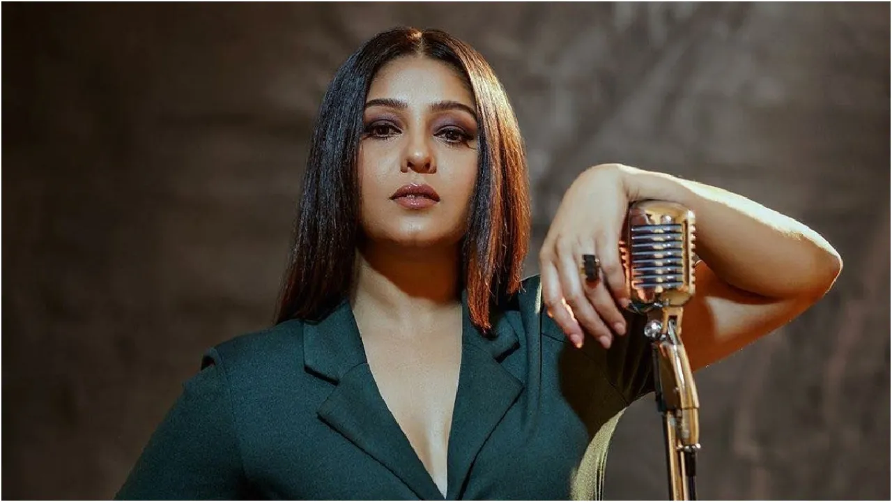 sunidhi chauhan