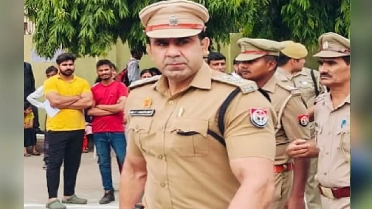  Anuj Chaudhary