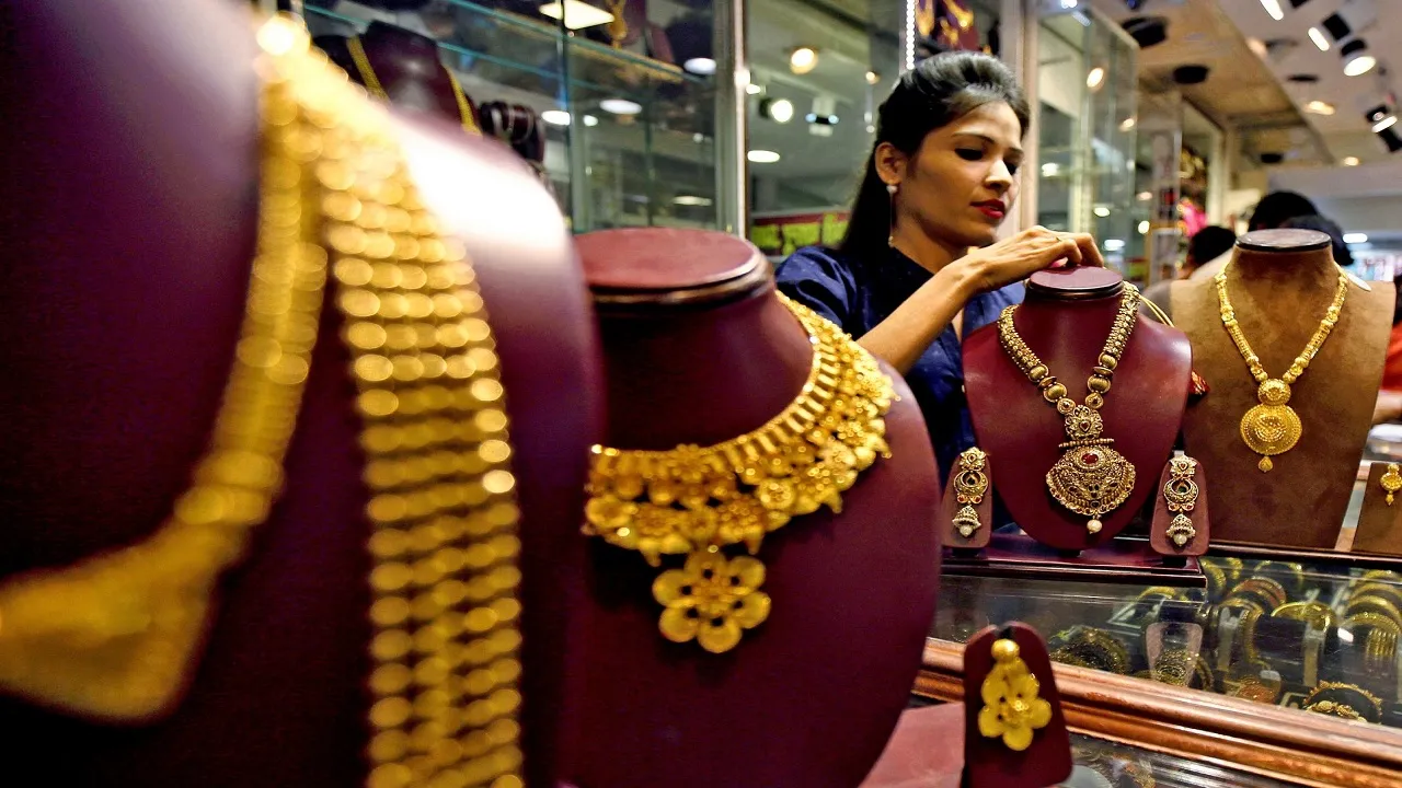 today gold price