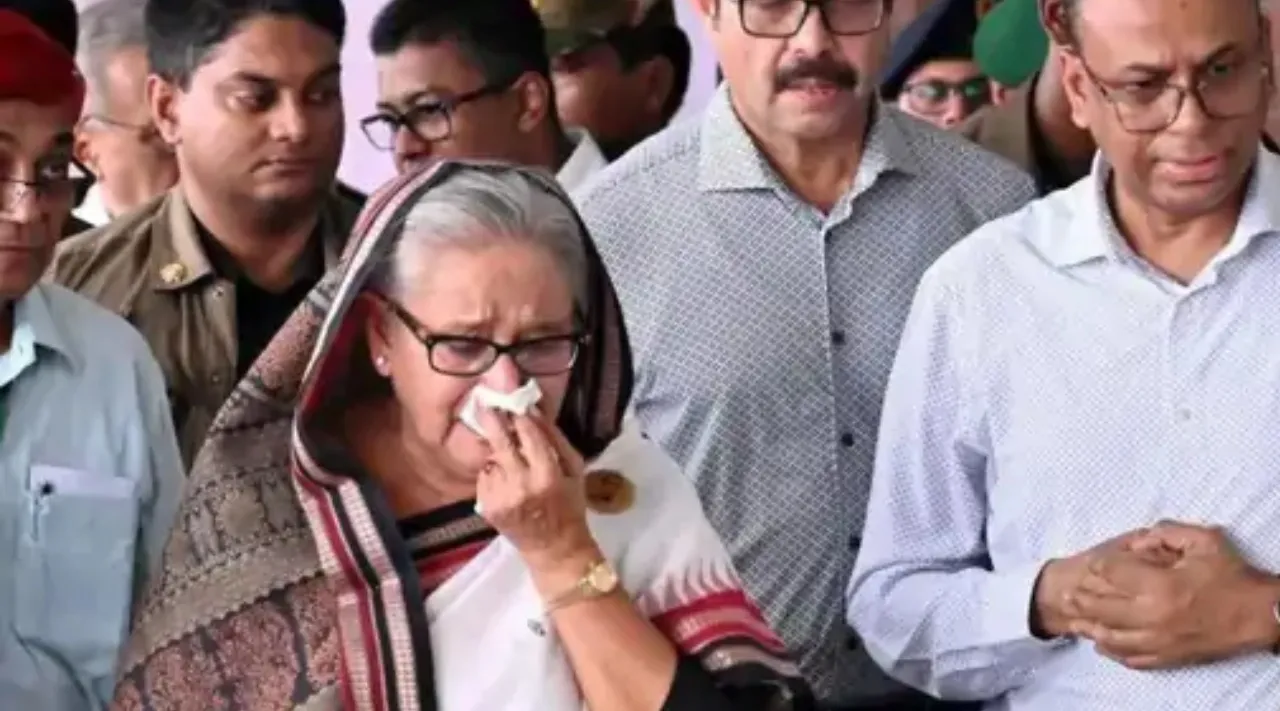 Bangladesh PM Cried