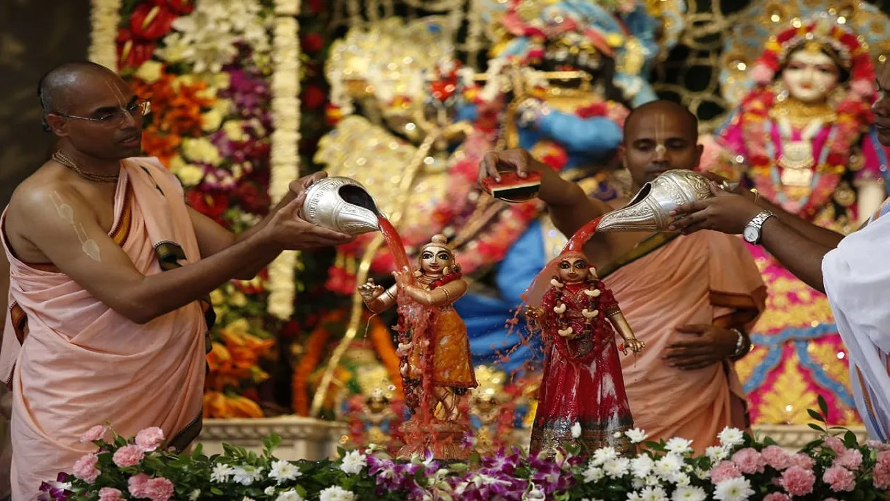 ARTICLE IMAGE BAAL GOPAL JI