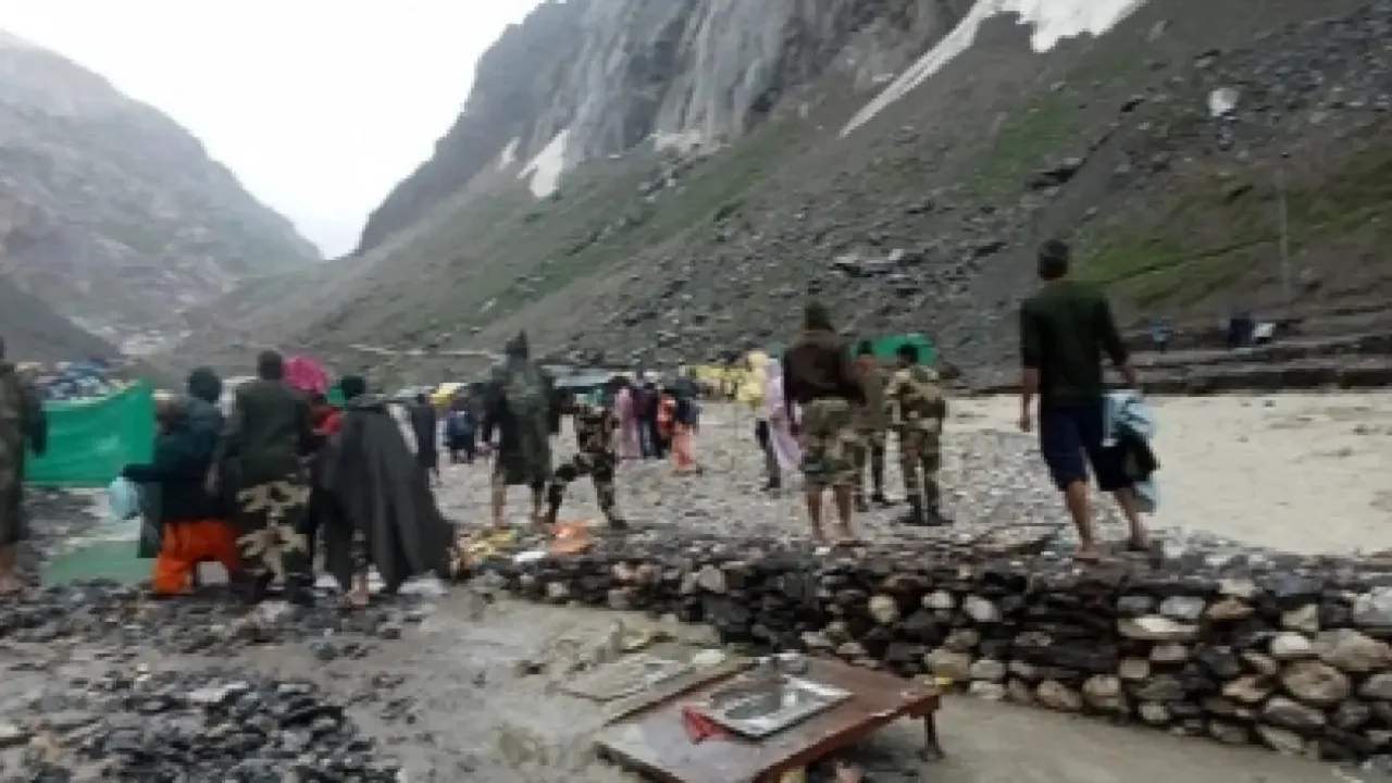 Cloudburst Amarnath shrine