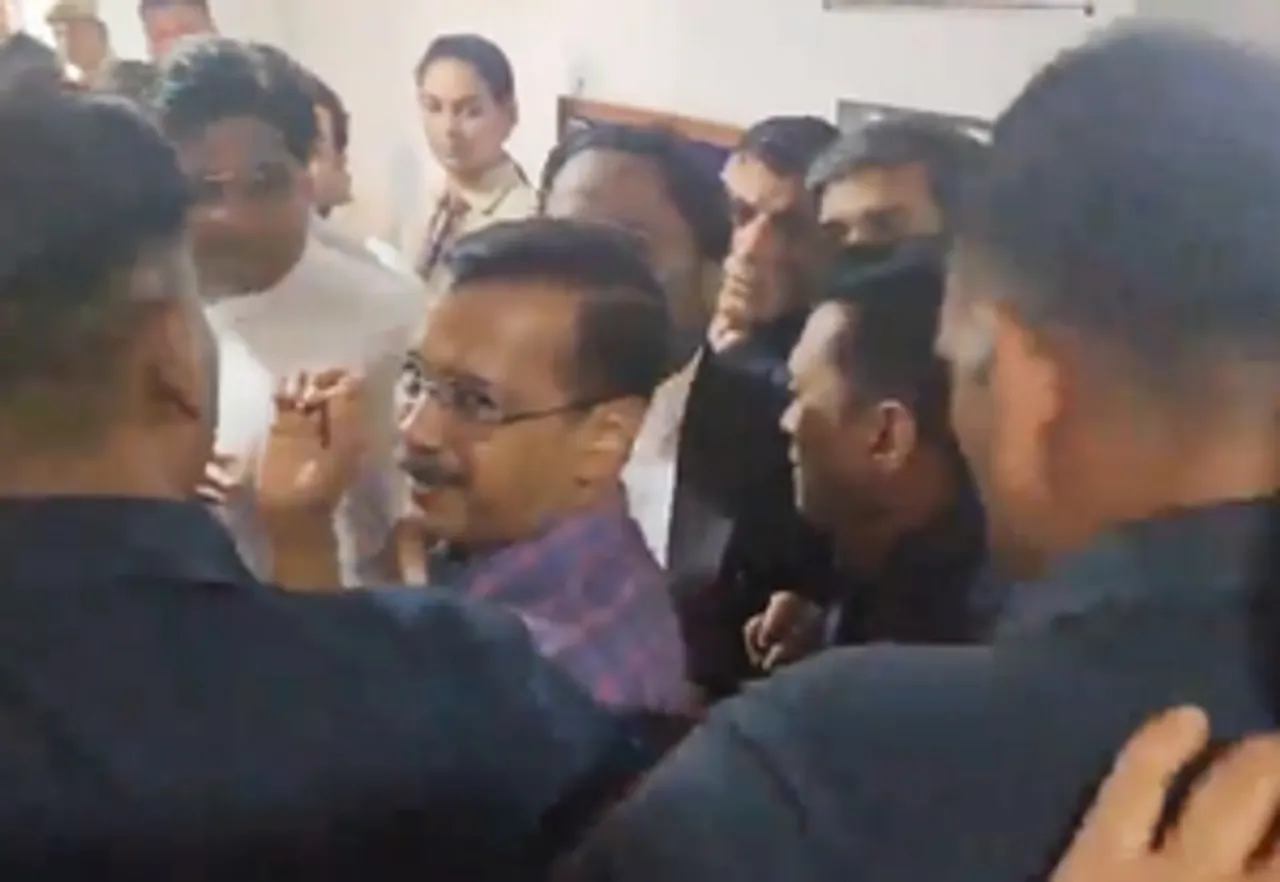 hindi-excie-policy-cae-delhi-court-end-cm-kejriwal-to-judicial-cutody-till-april-15--20240401121205-