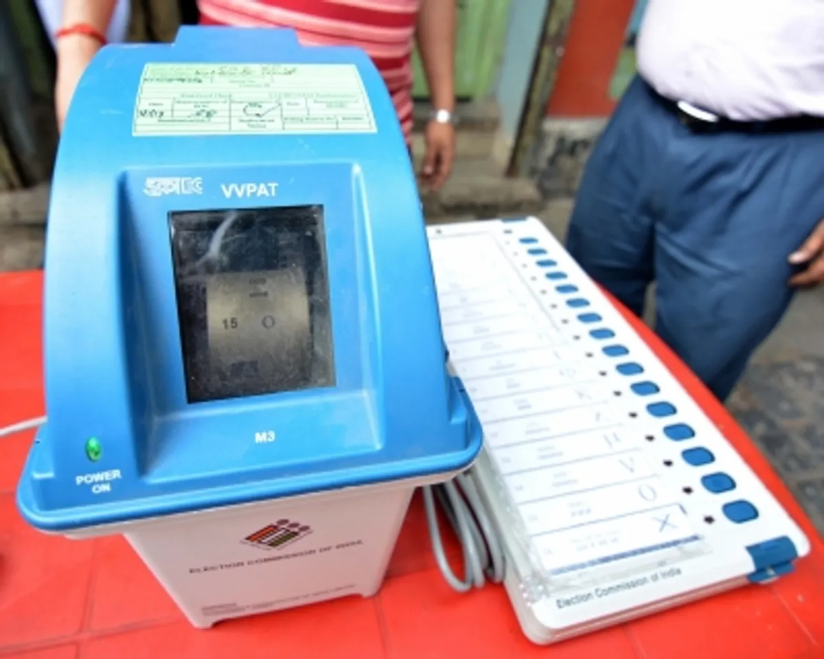 hindi-c-to-pronounce-on-friday-it-verdict-on-plea-eeking-mandatory-evm-vvpat-tally--20240425220905-2