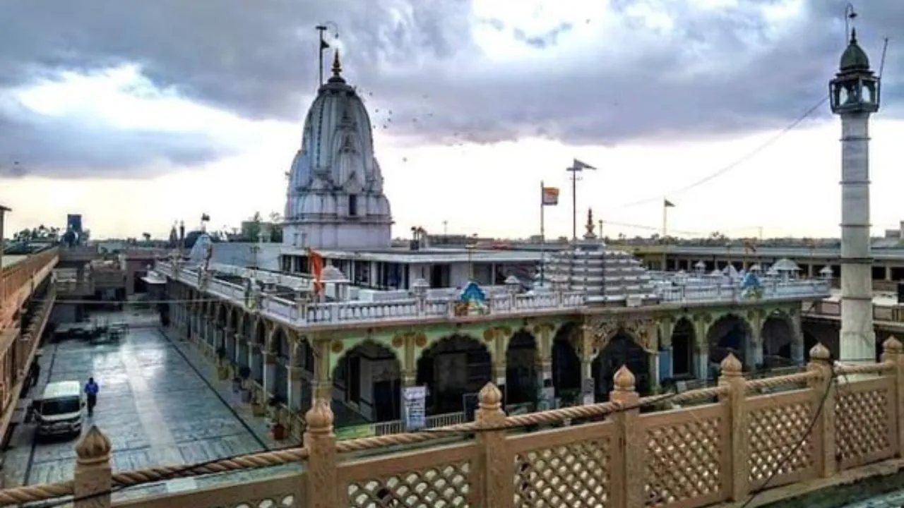 Tijara Jain temple