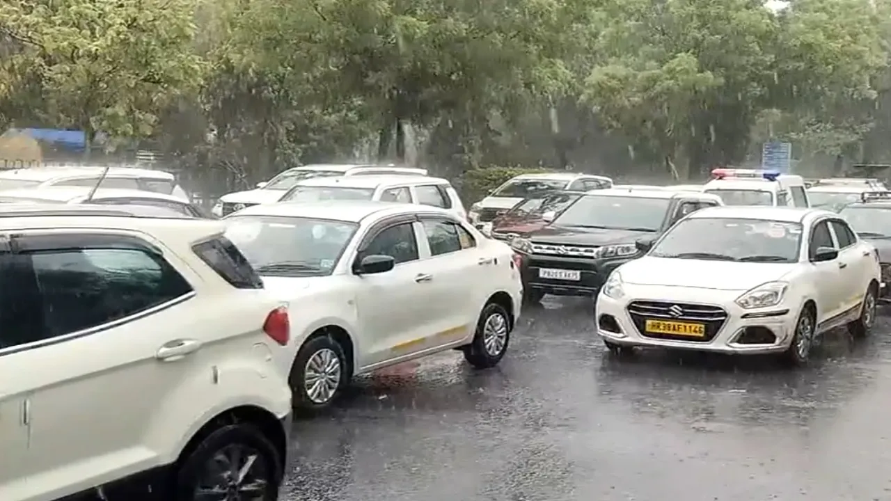 Rain in Delhi