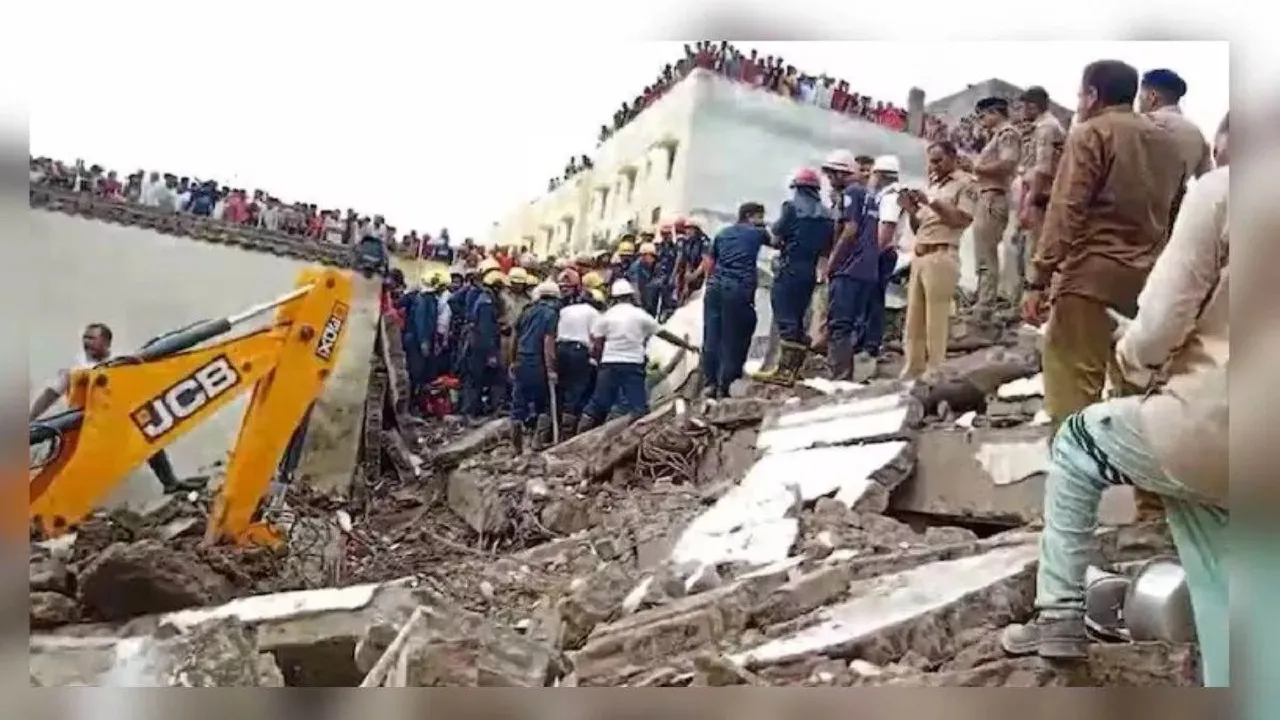 Building Collapsed In Surat