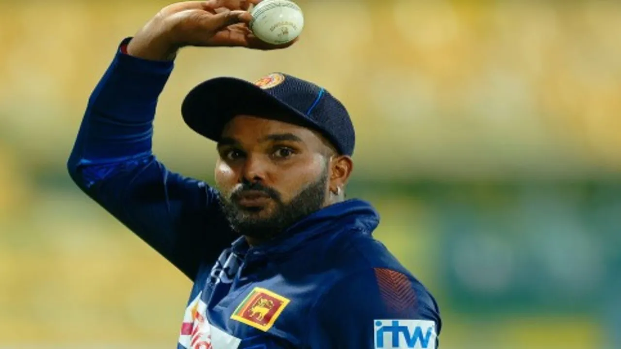 Wanindu Hasarang Step down as sri lanka captain