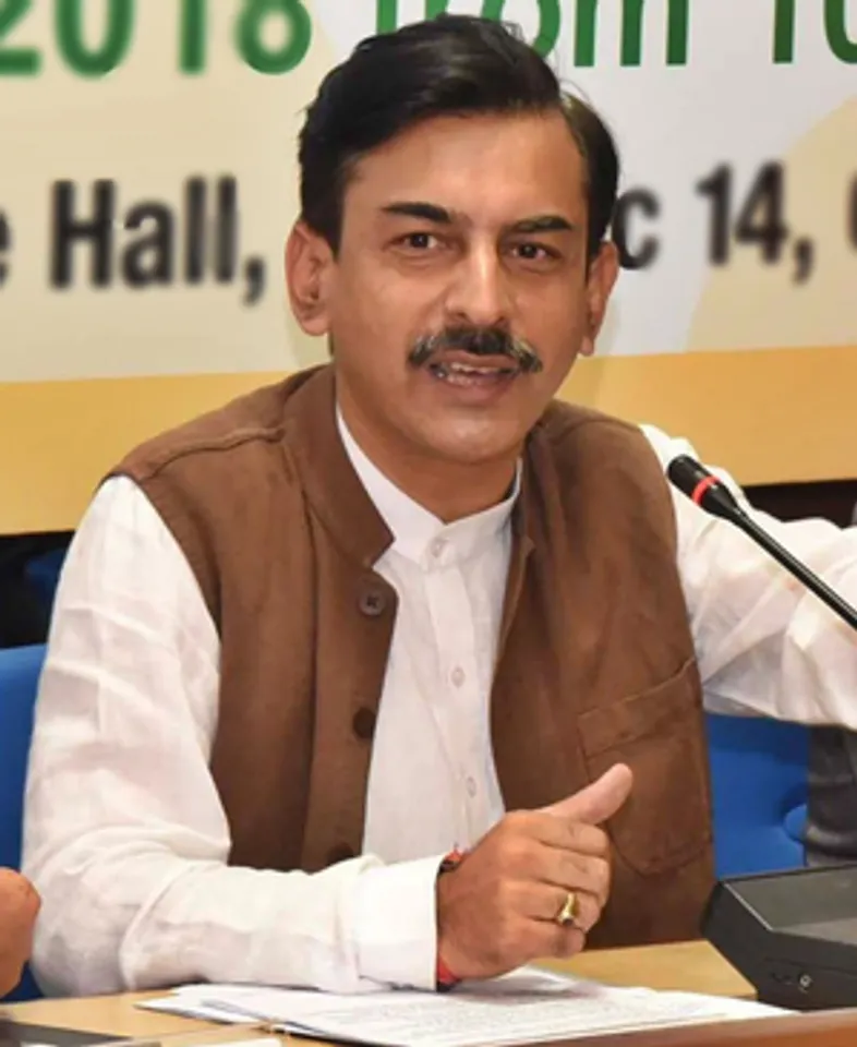 पंजाब में 12वीं की पॉलिटिकल साइंस परीक्षा में आम आदमी पार्टी से जुड़े सवाल पर बीजेपी ने जताई आपत्ति