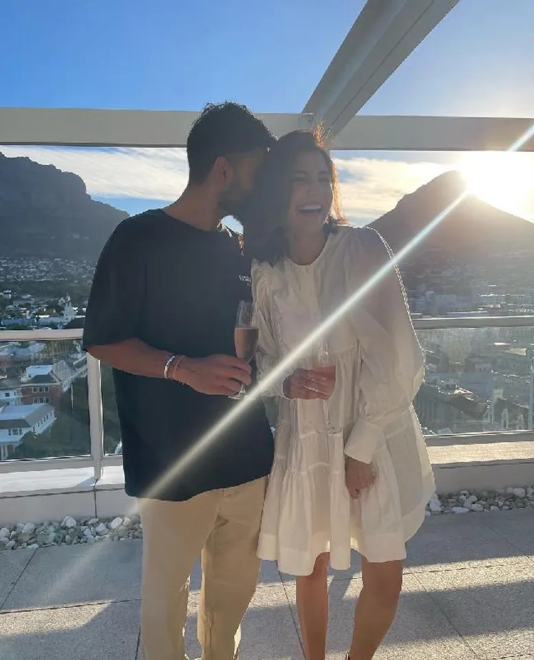 Virat Kohli's Heartfelt Birthday Message to Anushka Sharma Will Give You All the Feels