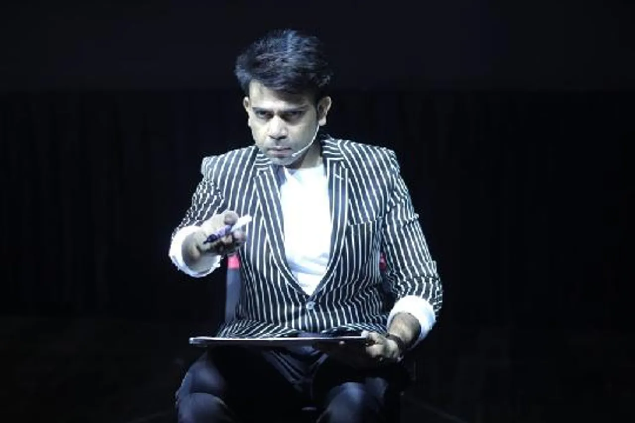 Hunarbaaz Fame Ravinder Kumar Creating A New Dimension Of Hypno-Mentalism