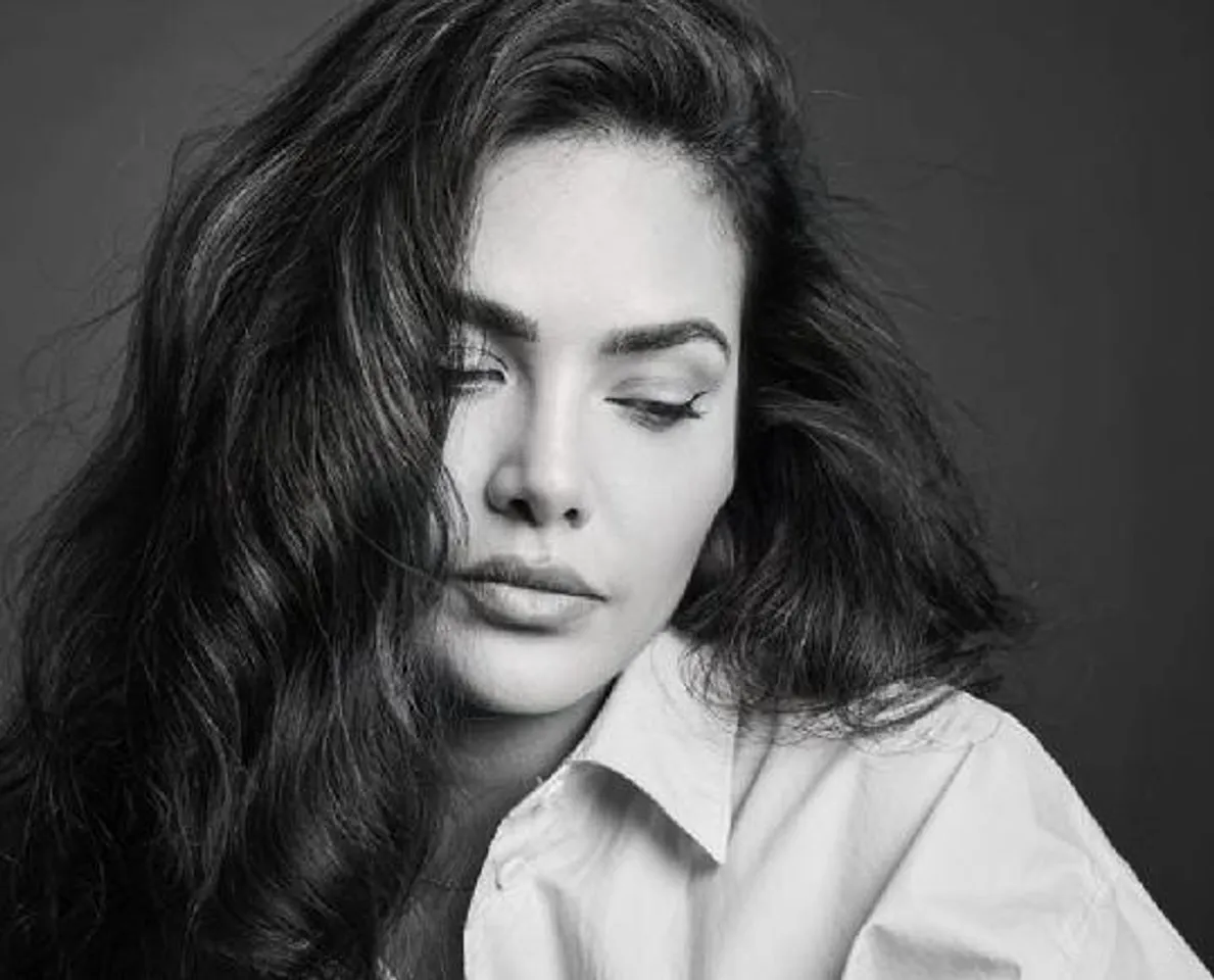 Esha Gupta Clocks A Decade In Film Industry