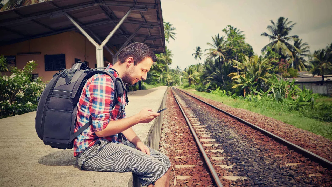 Now Be Digitally Smart With These Train Travel Apps