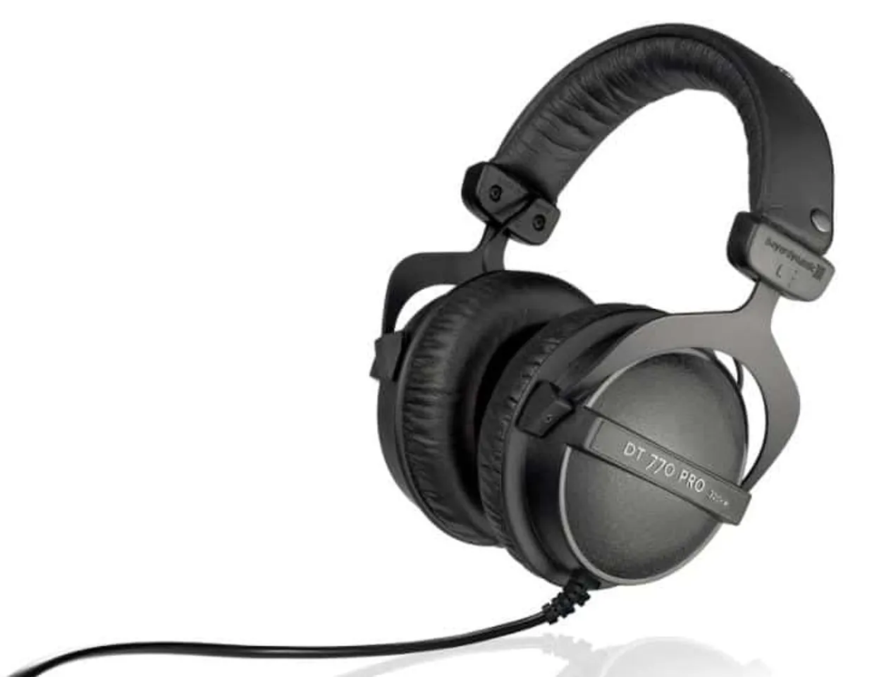 Beyerdynamic DT 770 Pro Headphones For Mobile Mixing