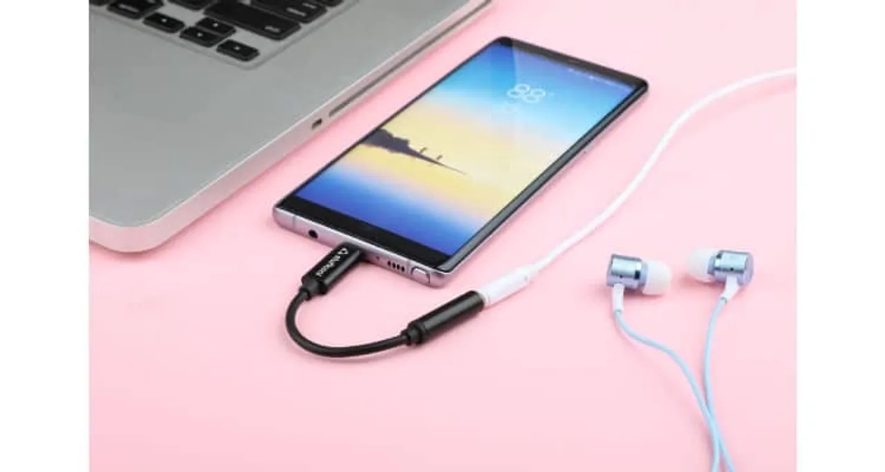 Stuffcool Introduces USB C to 3.5mm aux digital audio adapter