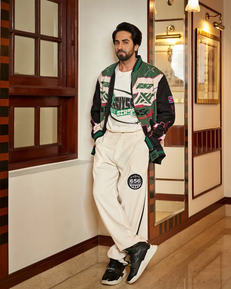 Ayushmann Khurrana heads to his hometown Chandigarh for the holiday season, wants to be pampered by his mother!