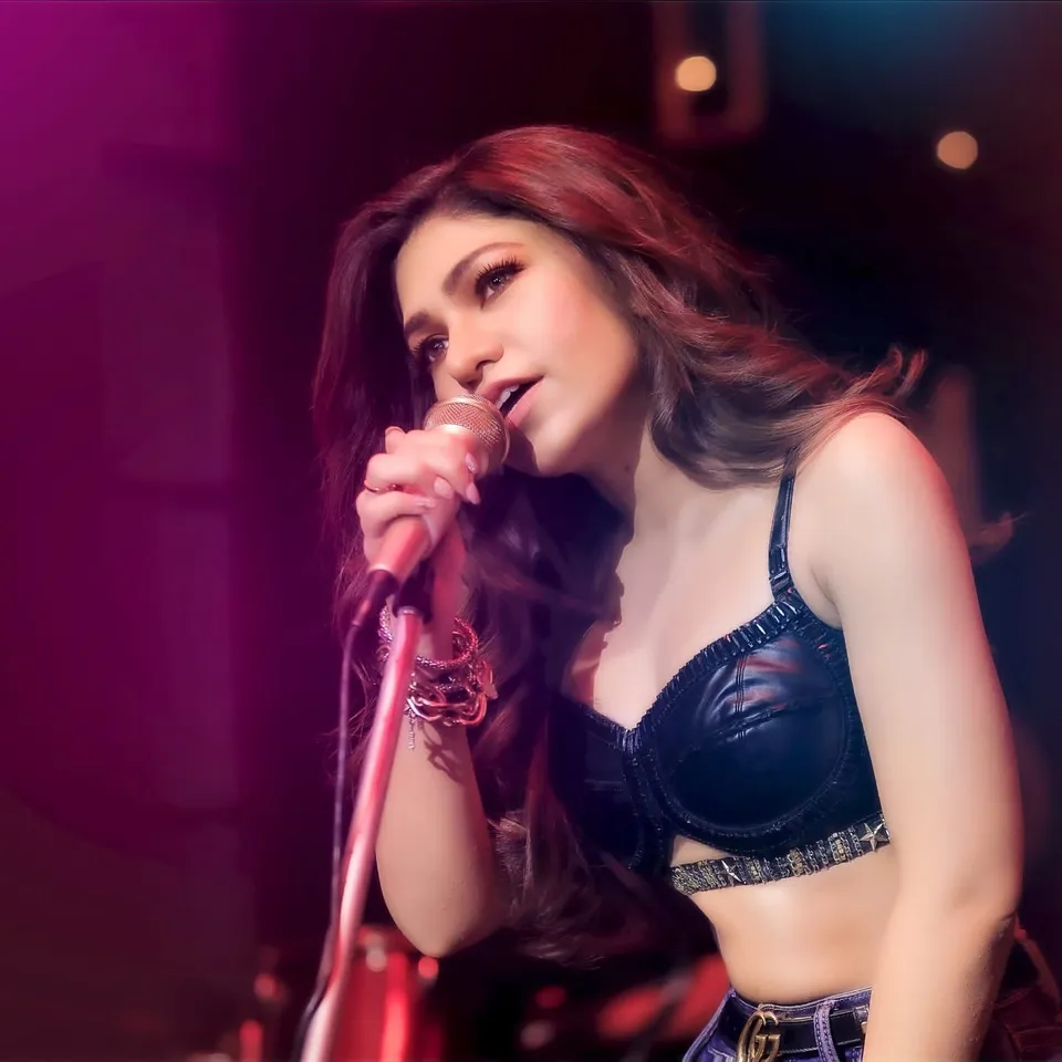 On T Series : A mix of music and dance - Get Ready for Tulsi Kumar’s Valentine Mashup 2022 :